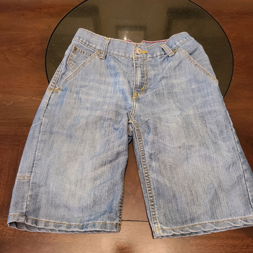 3/$20 Levi's Boy Blue jean shorts